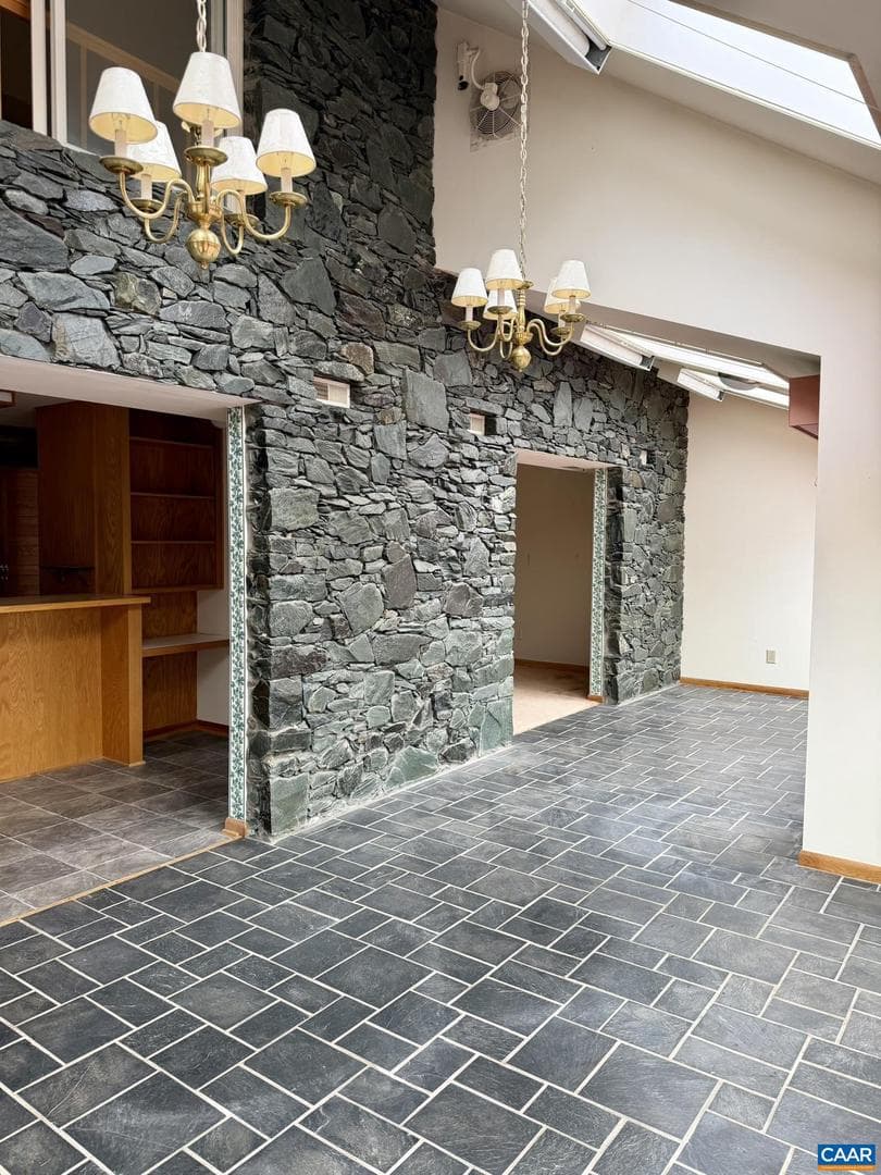 670 Baber Ln photo 12