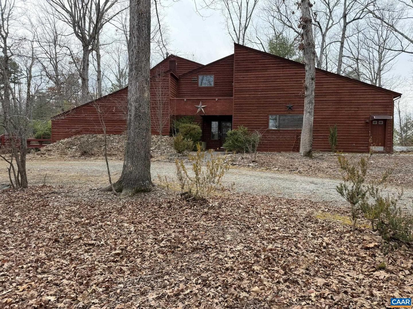 670 Baber Ln, Scottsville