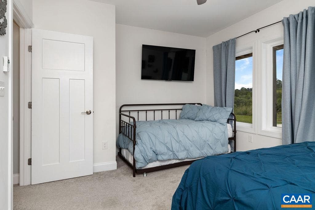 61 Hillside Ln photo 52