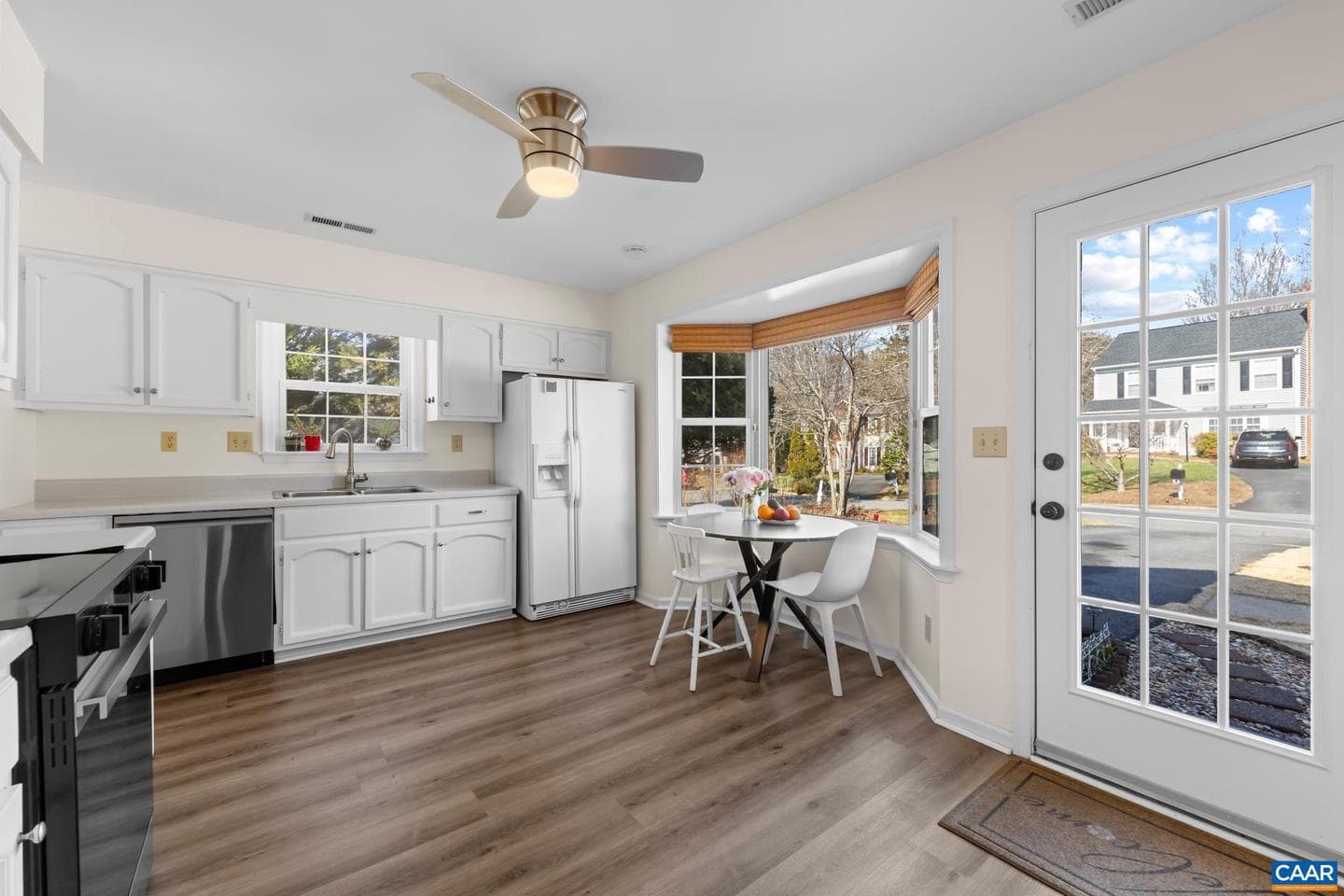2071 Winterfield Cir photo 10