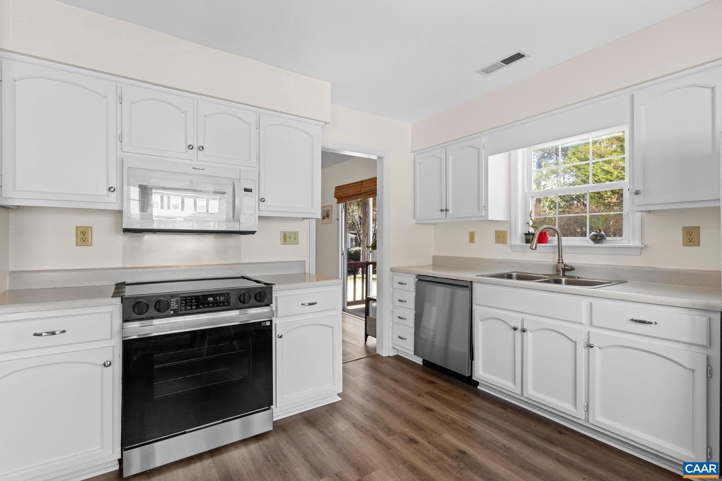 2071 Winterfield Cir photo 12