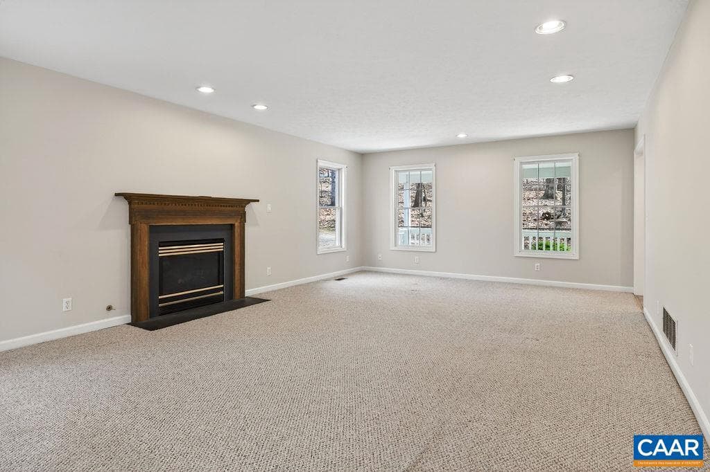 9 Dogwood Ln photo 17