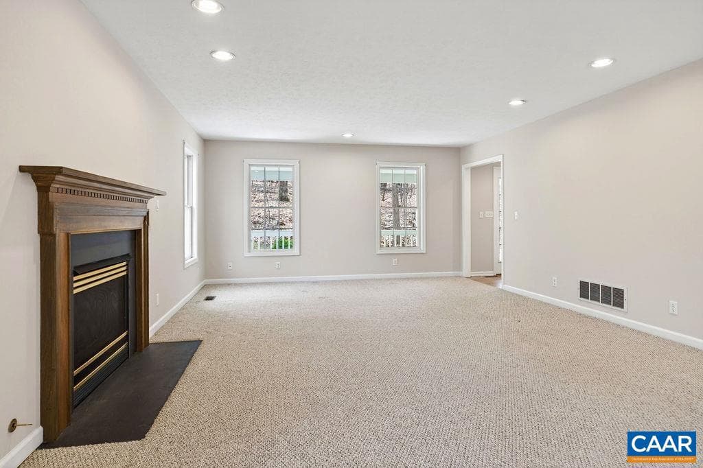 9 Dogwood Ln photo 18