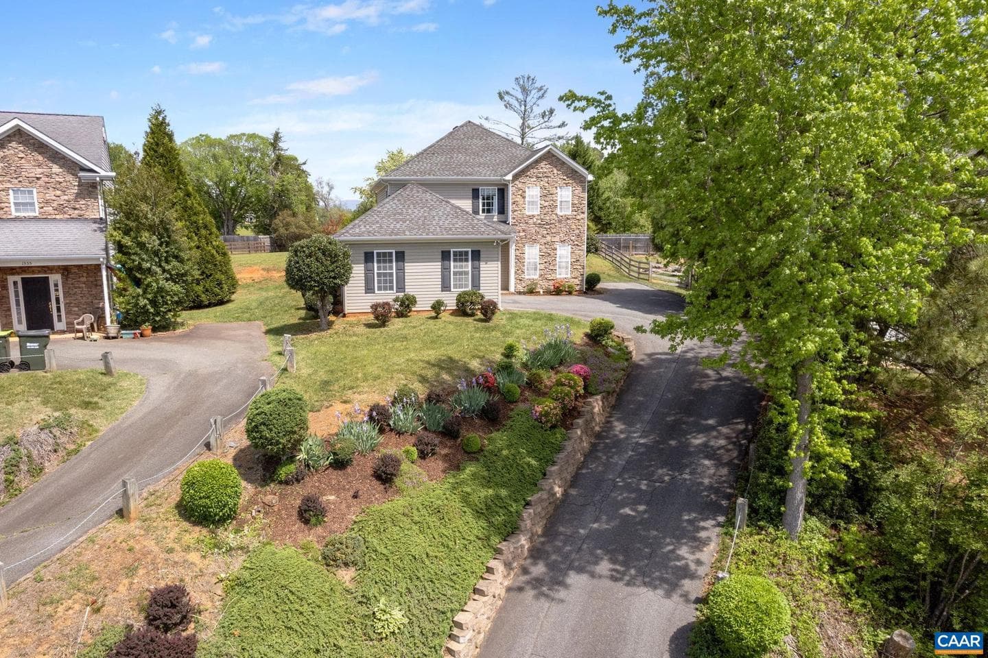 1365 Amber Ridge Rd photo 3