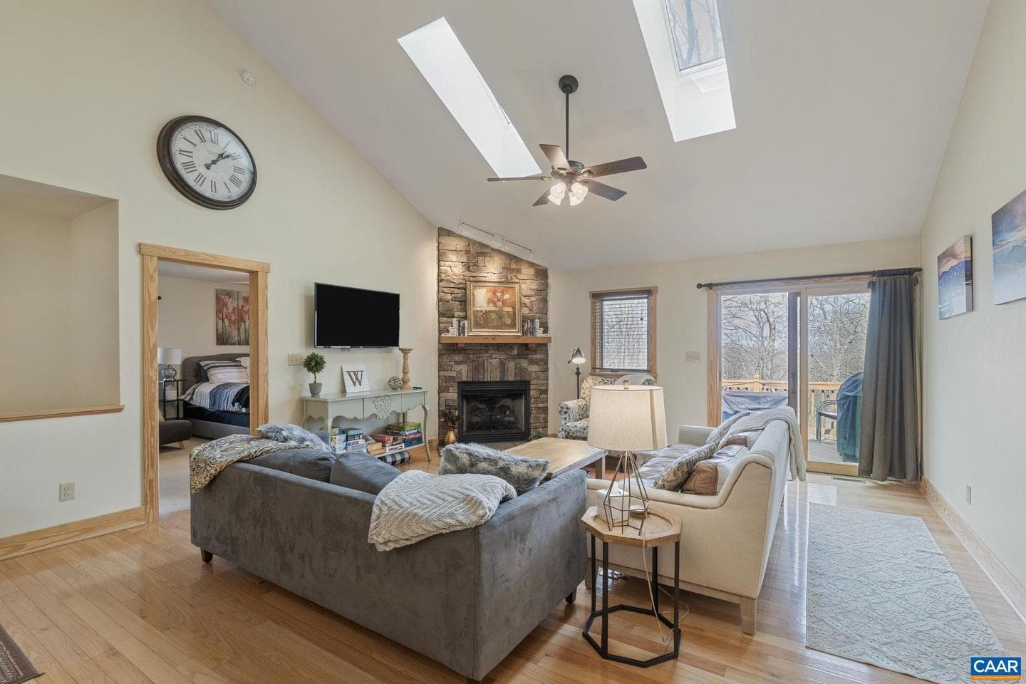 19 Rock Dove Ln photo 17