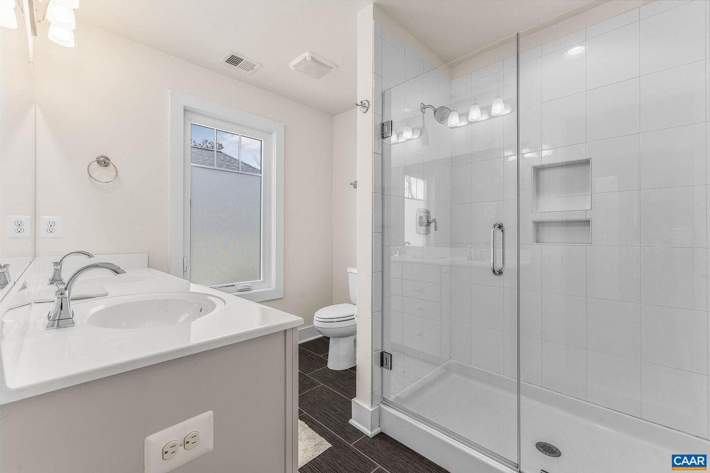 114 Burnet Way photo 18