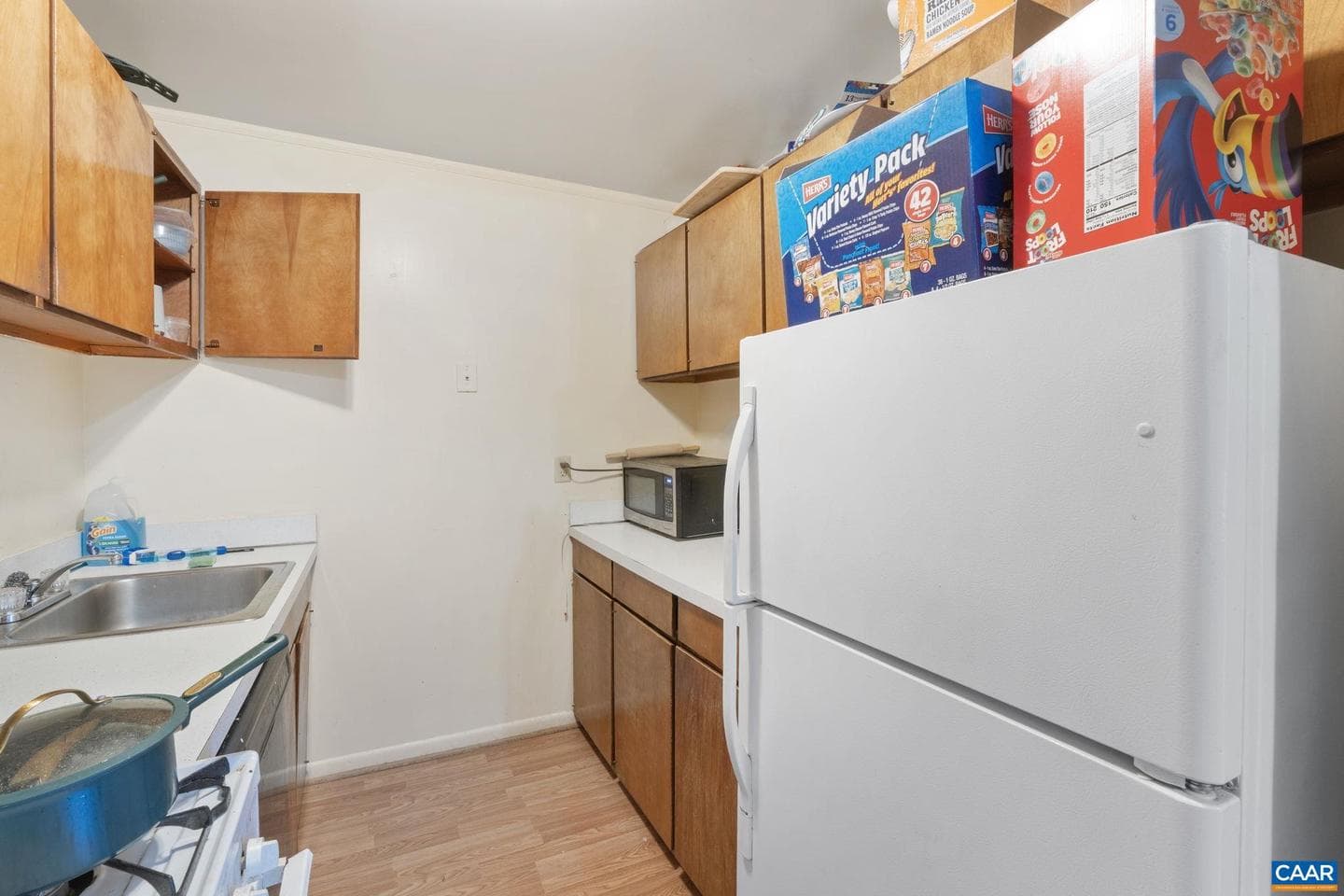 545 Burgoyne Rd #13 photo 7