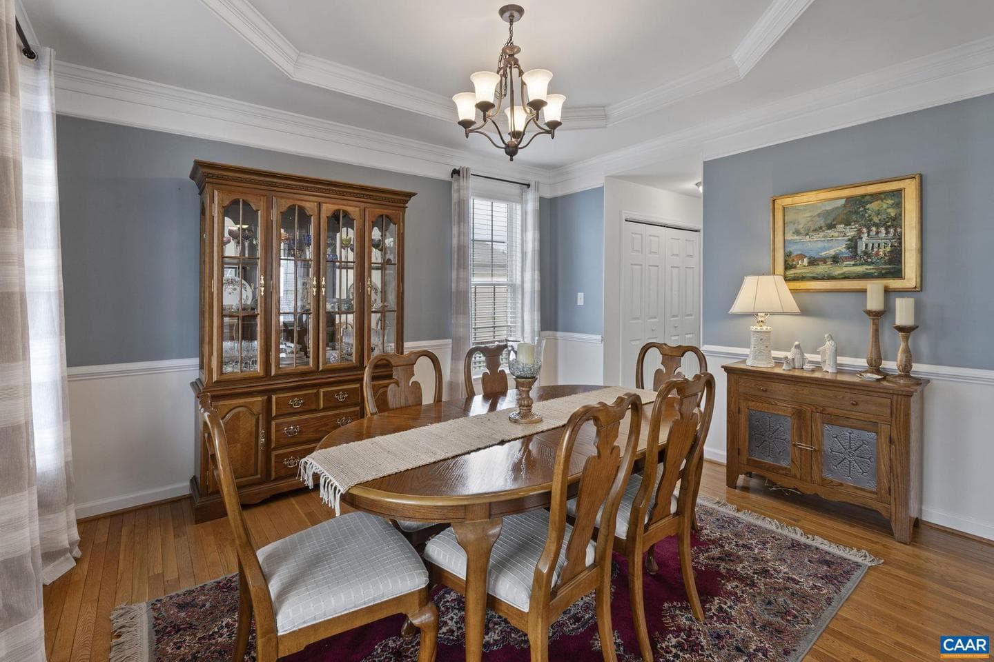 63 Villa Ave photo 10