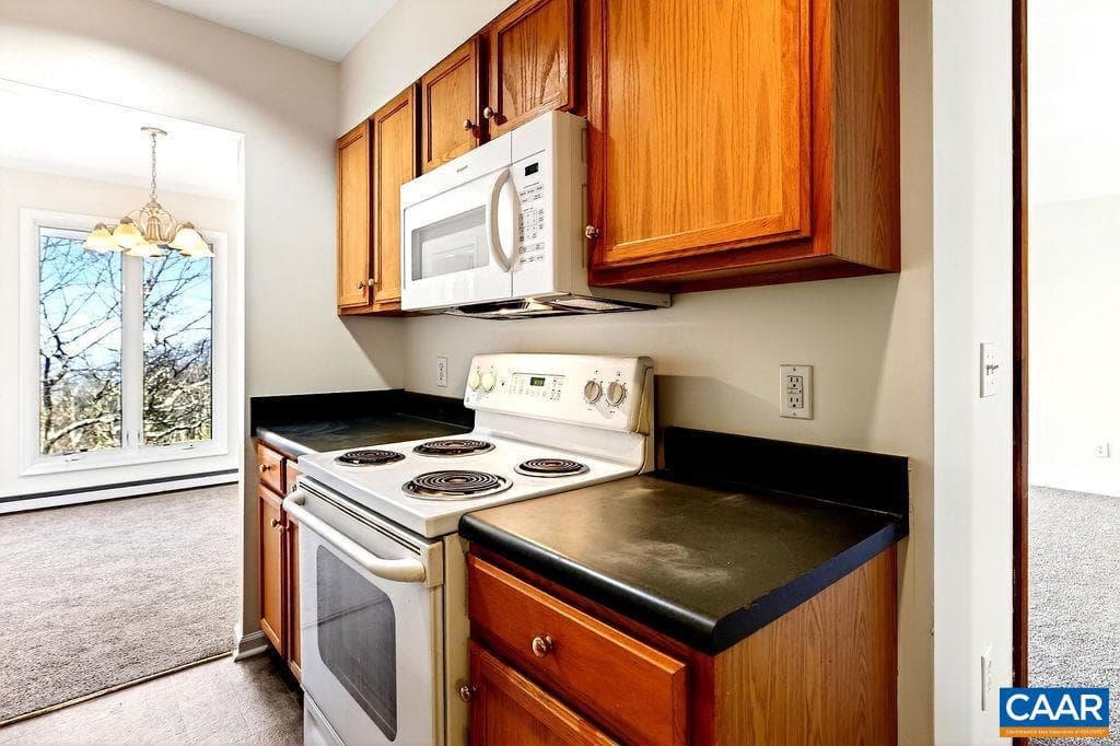 2084 Stone Ridge Condos photo 11