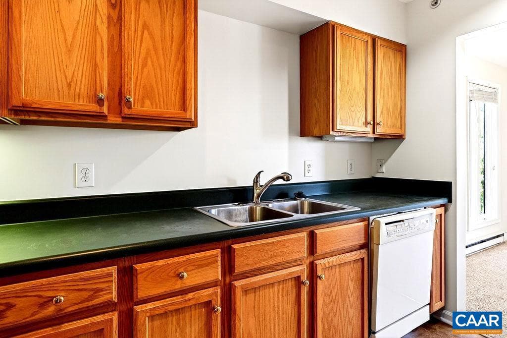 2084 Stone Ridge Condos photo 12