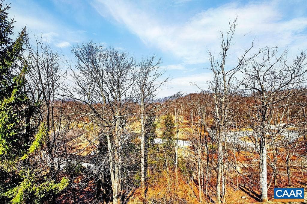 2084 Stone Ridge Condos photo 4