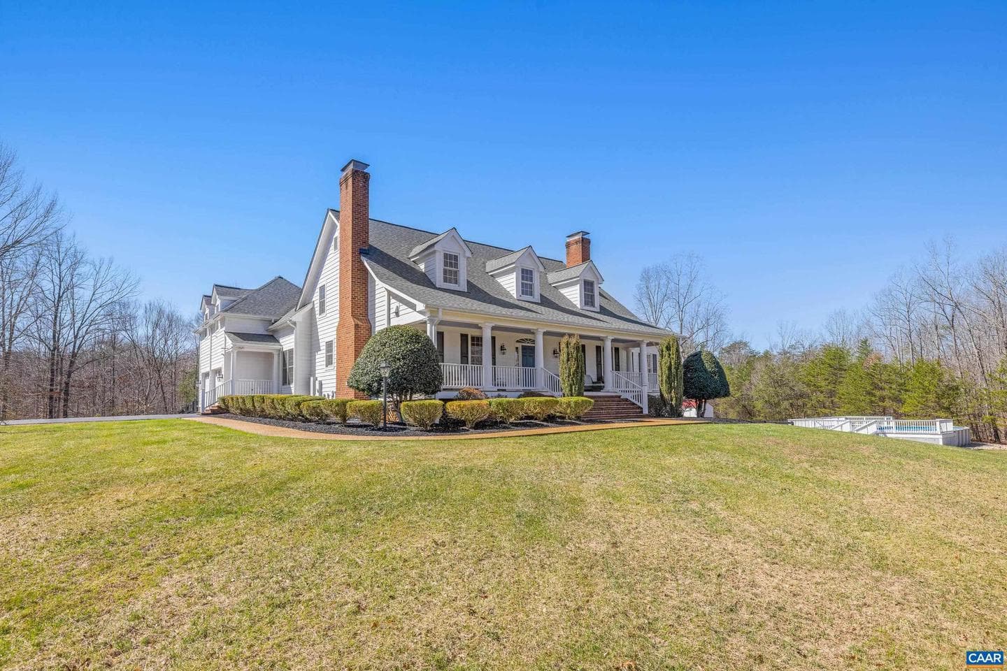 381 Bybee Estates Ln photo 3
