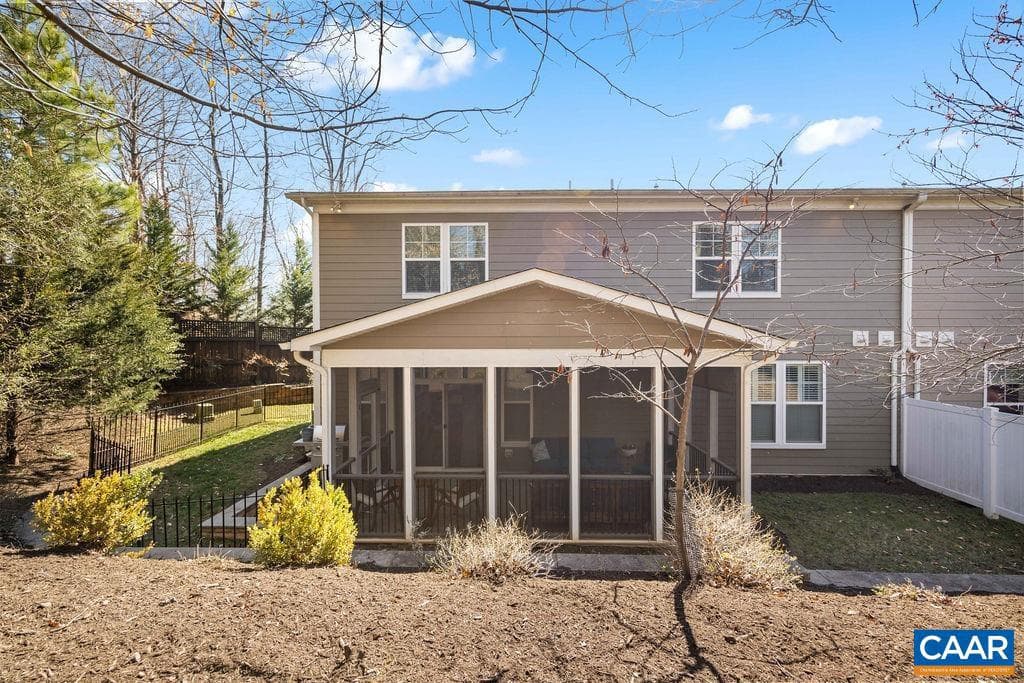 1417 Farrow Hill Ct photo 29