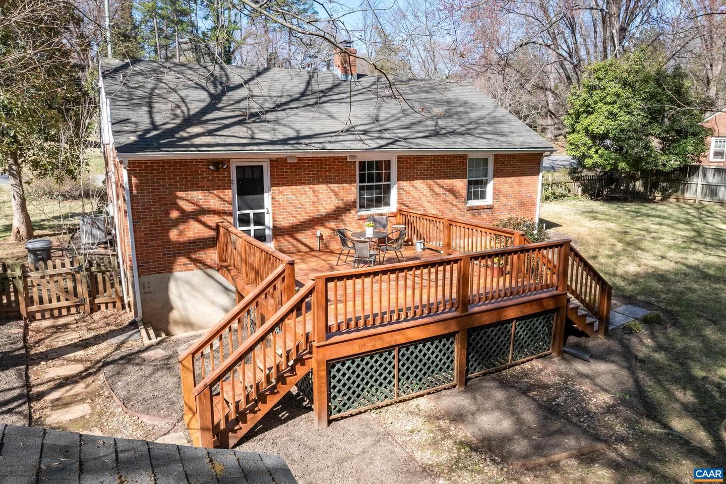1216 Sherwood Rd photo 35