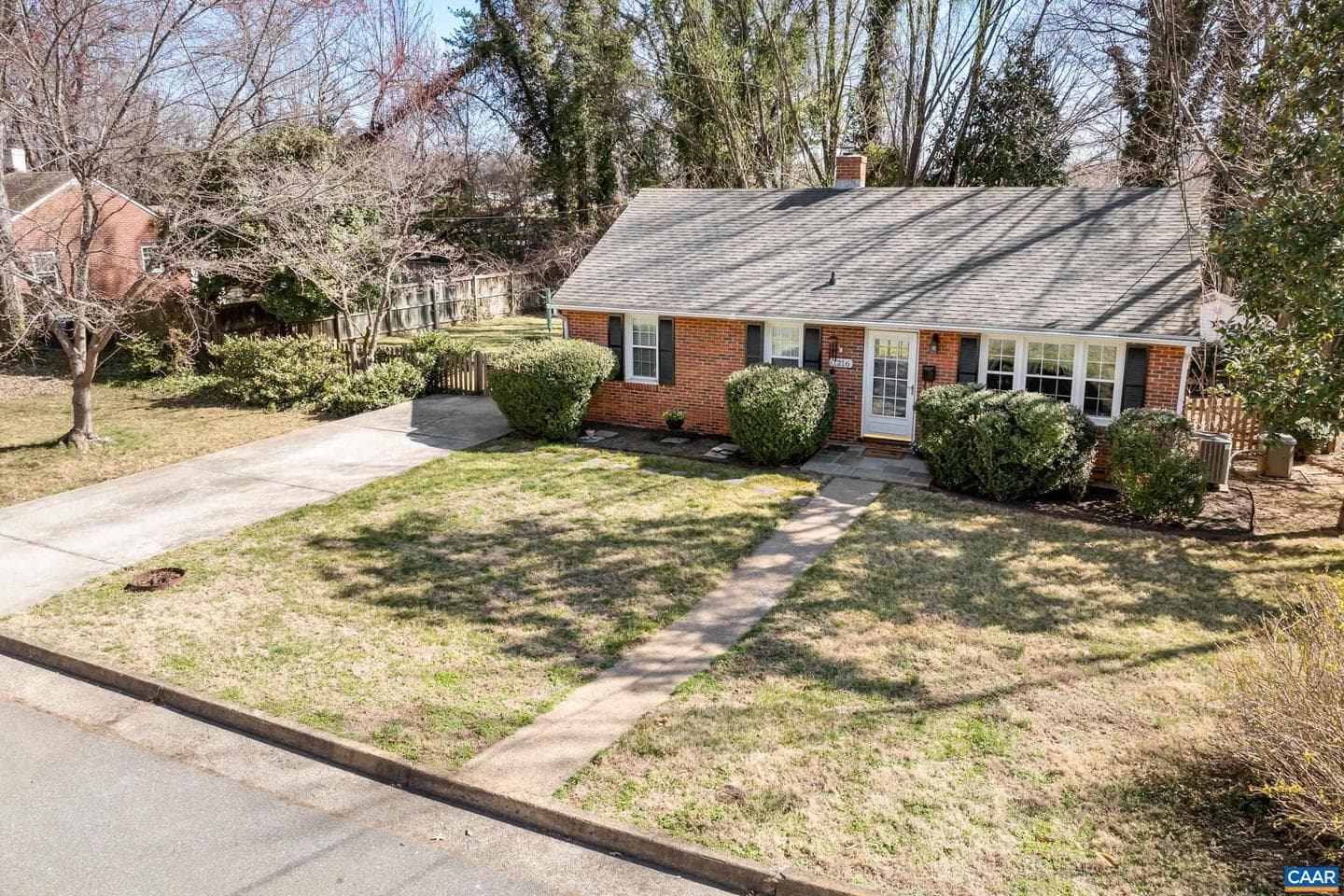 1216 Sherwood Rd photo 44