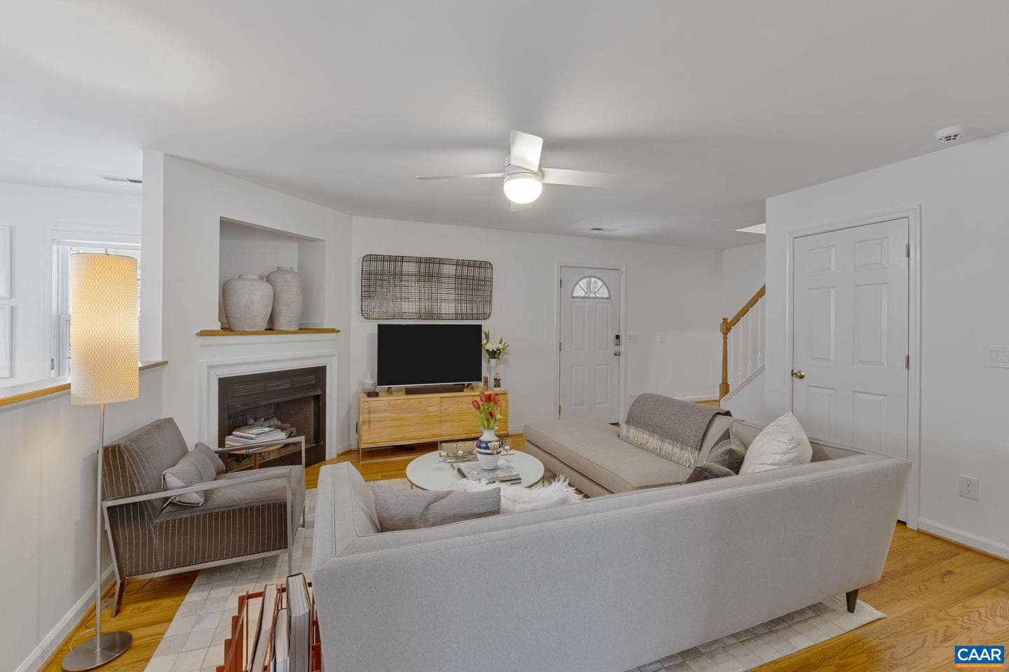 11 Holly Cir photo 9