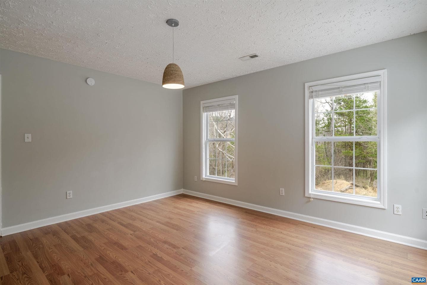5860 Bearwood Rd photo 33