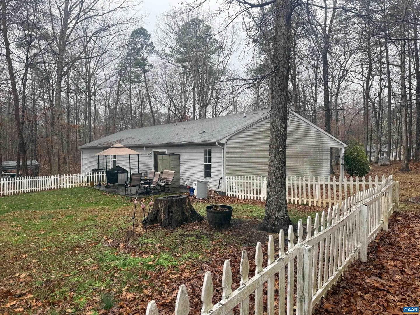 547 Forest Hill Rd photo 6
