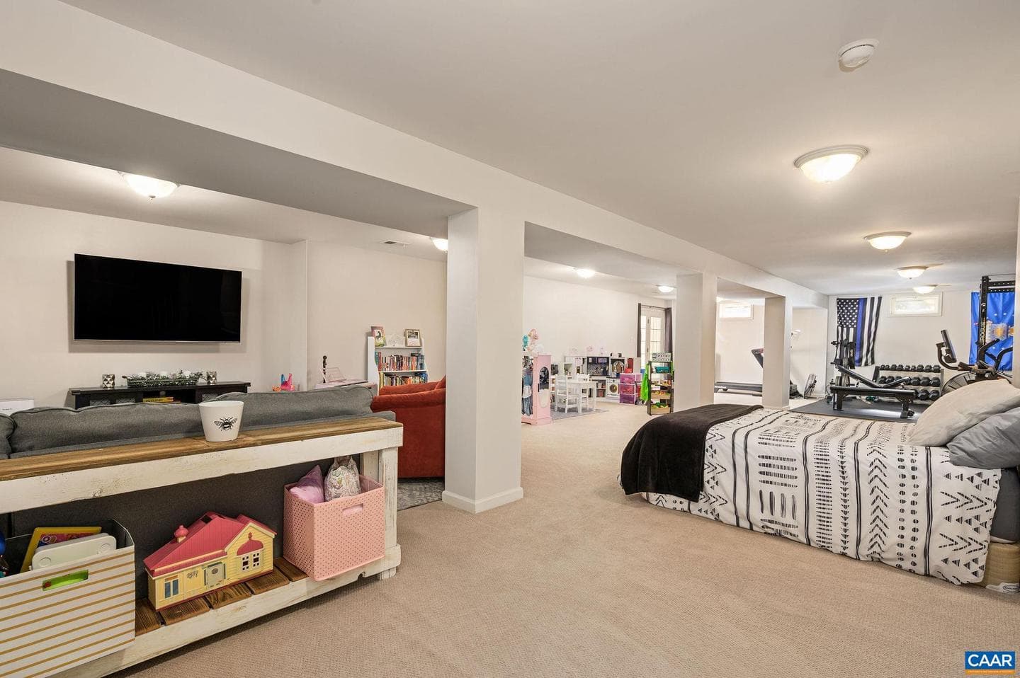 123 Sydney Way photo 17