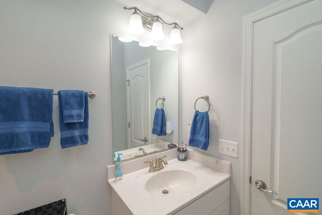21030 Dunni Way photo 38