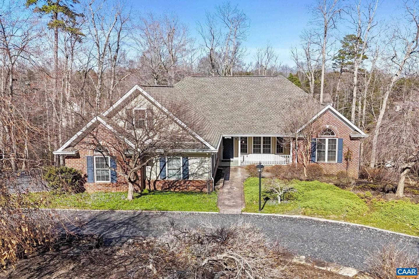 24 Fleetwood Dr