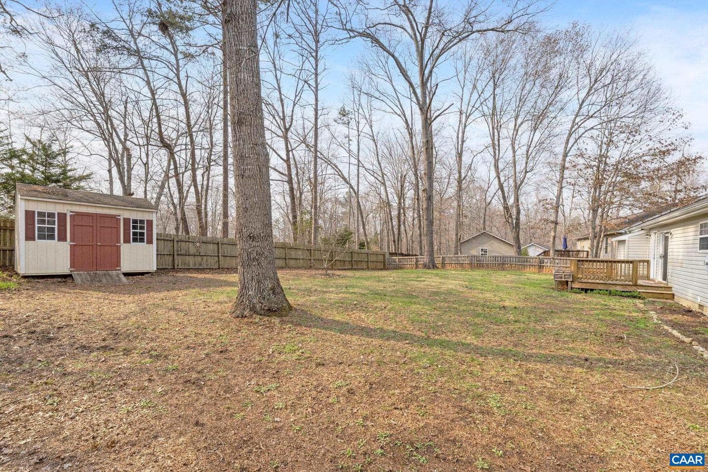 7 Riverside Dr photo 24