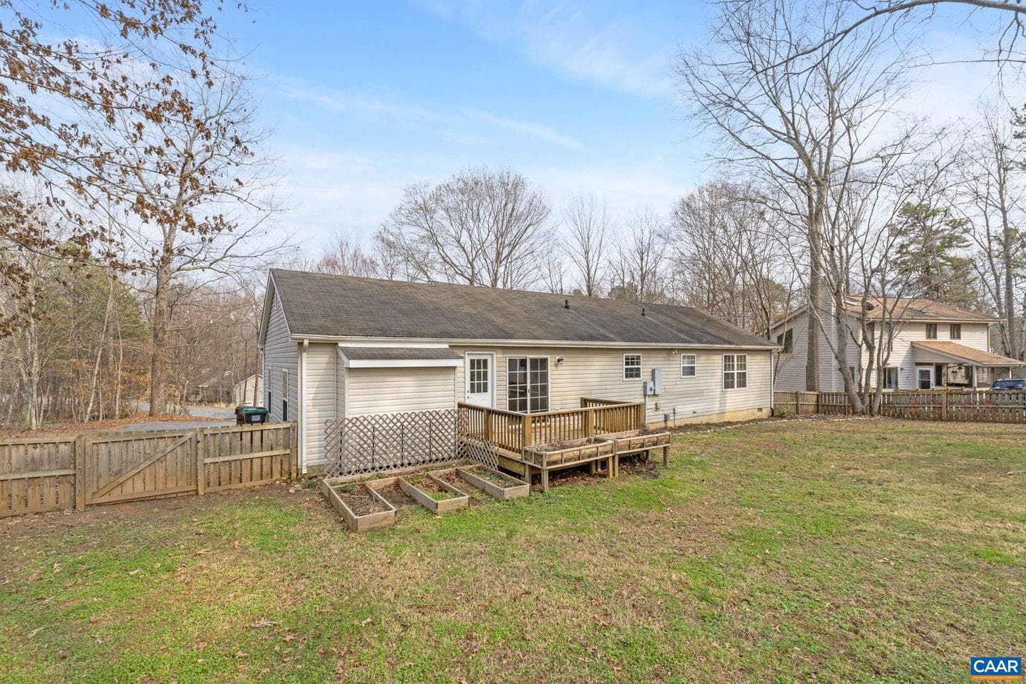 7 Riverside Dr photo 26