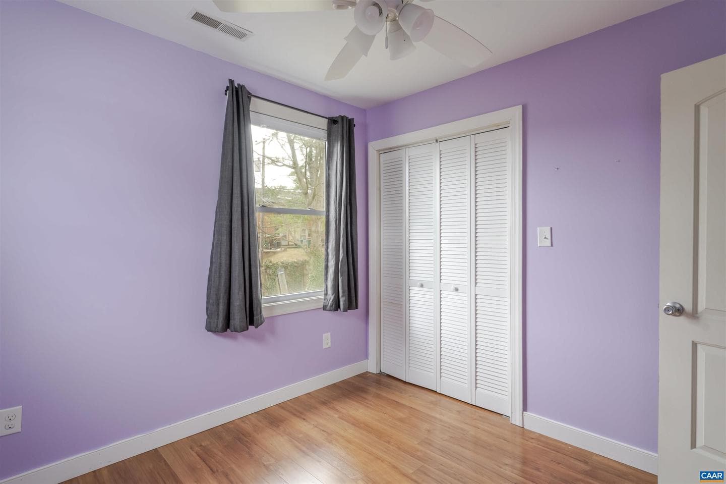 424 Oak Ave photo 29