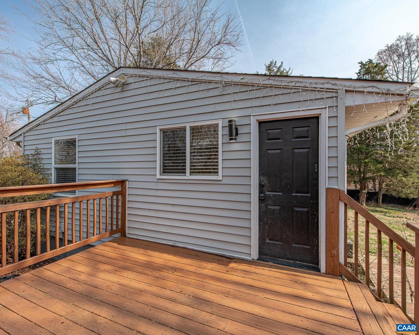 836 Toms Rd photo 19