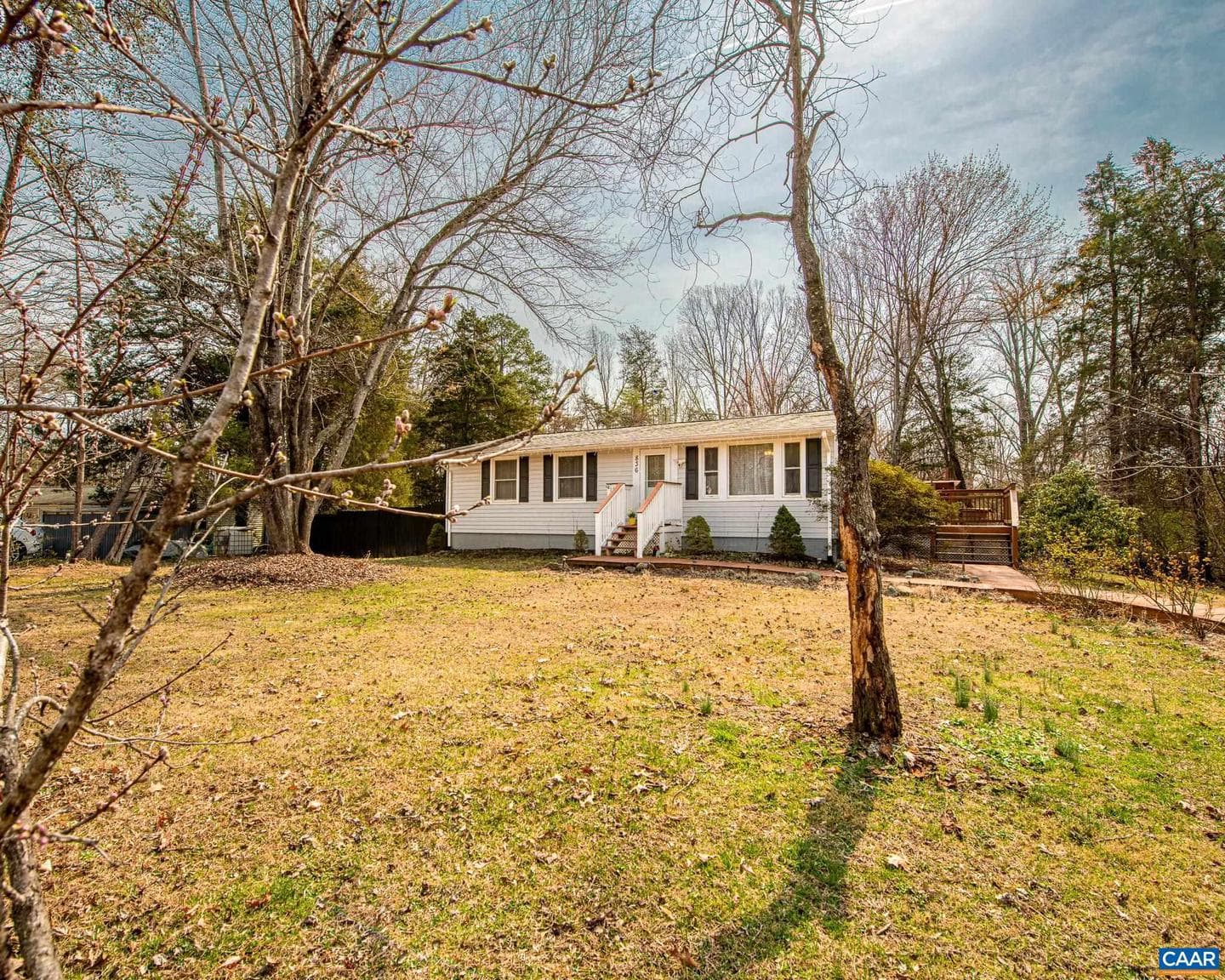 836 Toms Rd photo 25