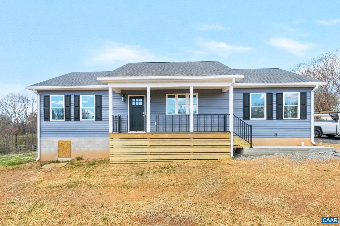 140 Dogwood Hts, Scottsville