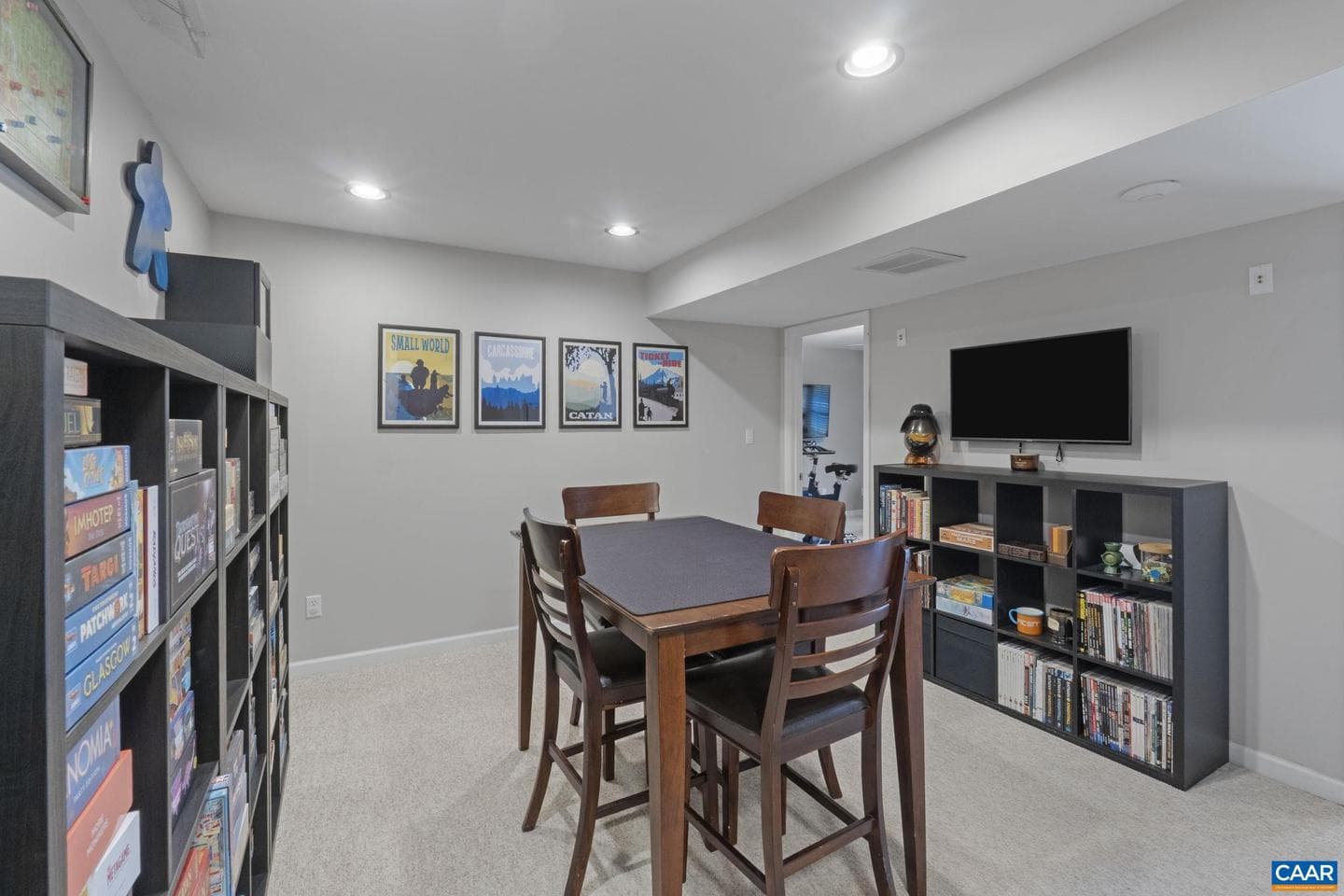 103 Riverside Dr photo 24
