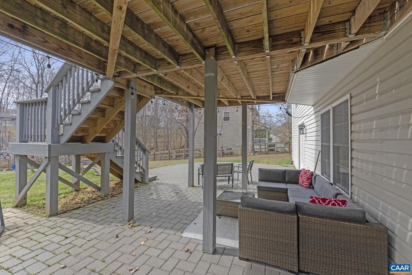 103 Riverside Dr photo 28