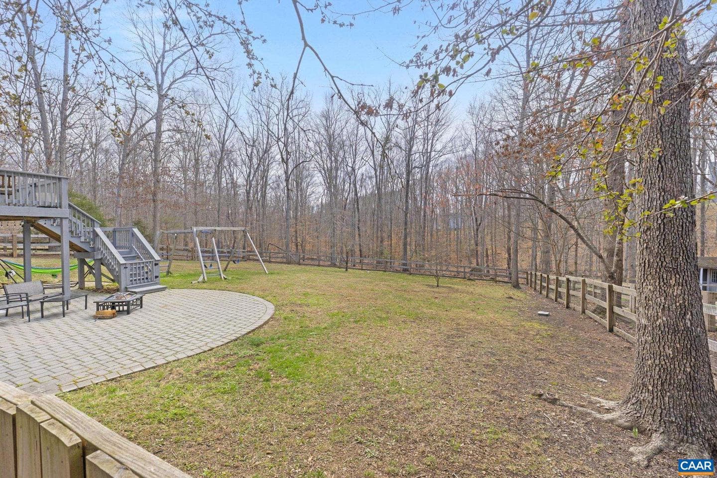 103 Riverside Dr photo 39