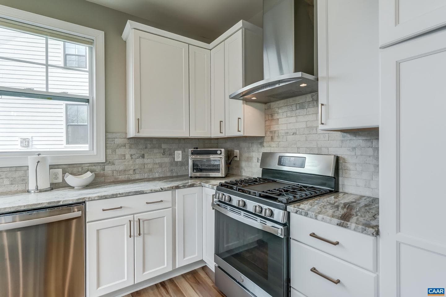 330 Bishopgate Ln photo 17