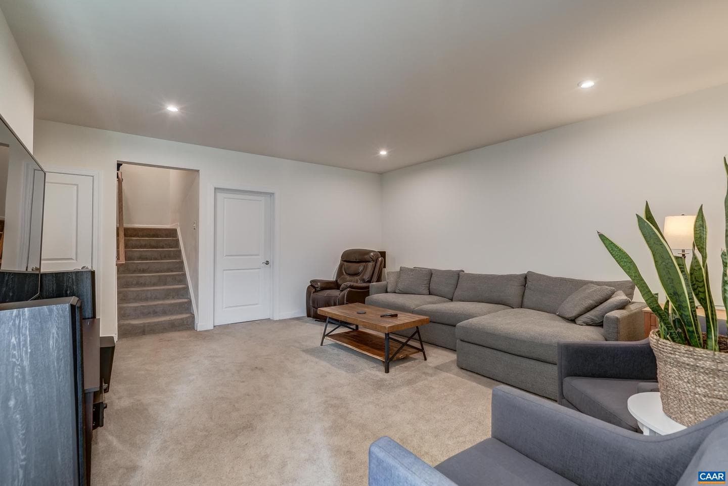 330 Bishopgate Ln photo 38