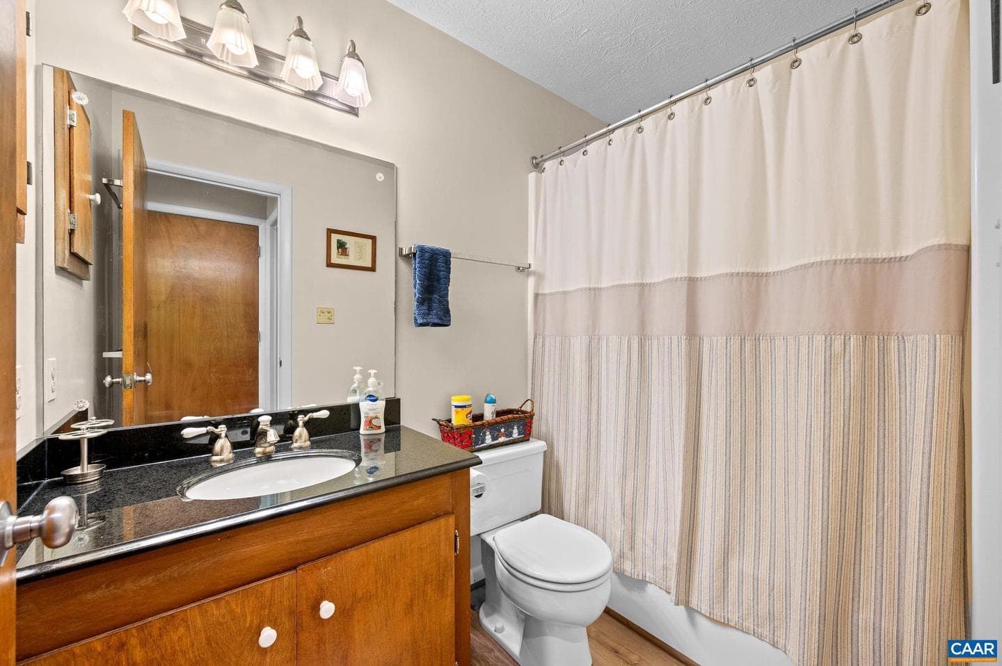2230 Tanners Ridge Rd photo 10