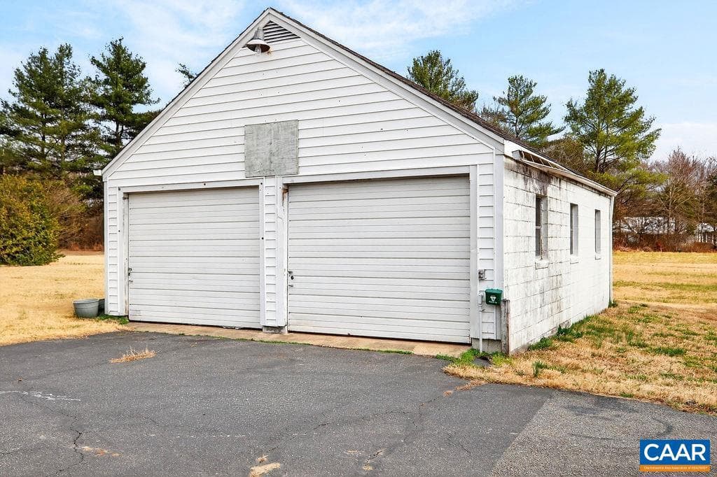 5694 Patrick Henry Hwy photo 44