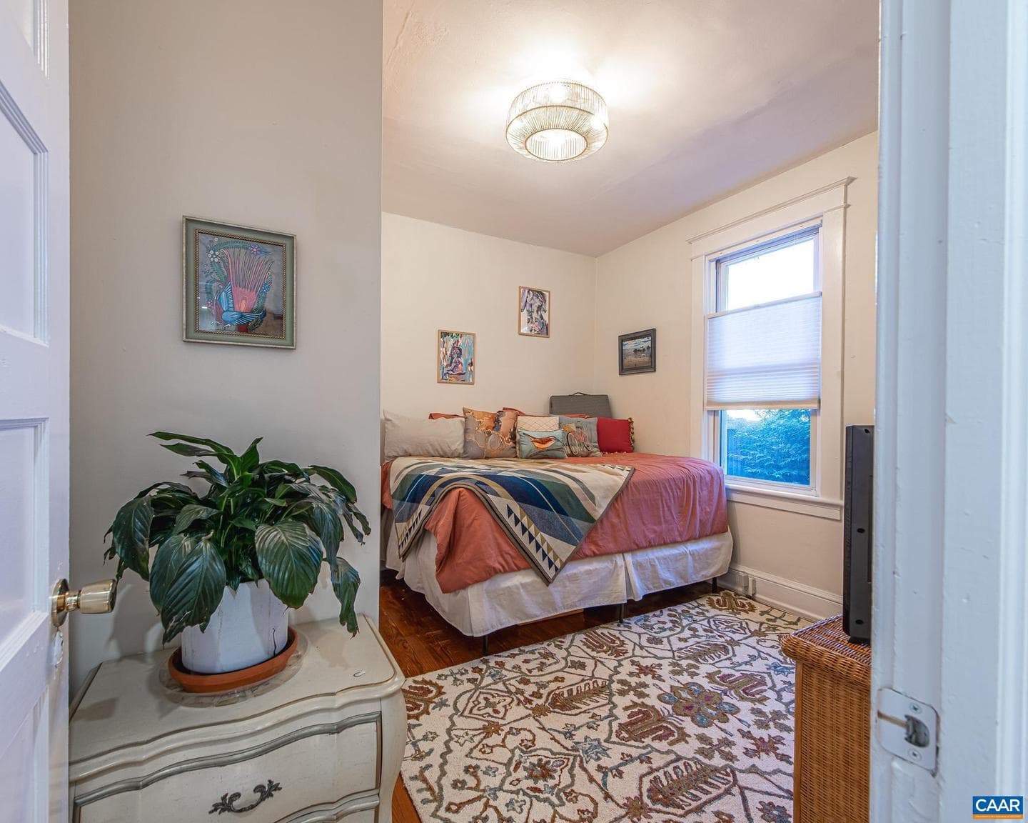 817 Henry Ave photo 5