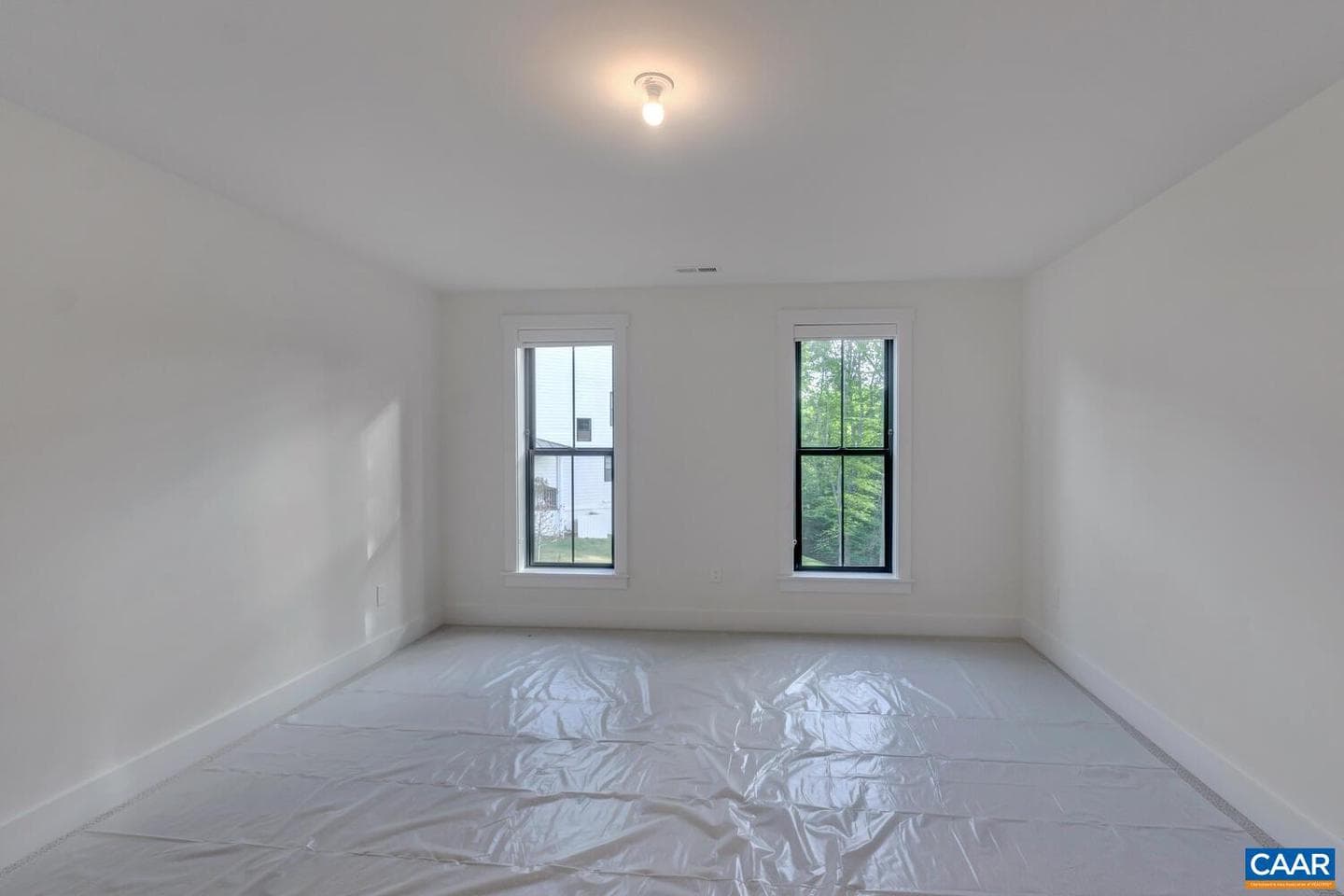 42 Borthwick St photo 23