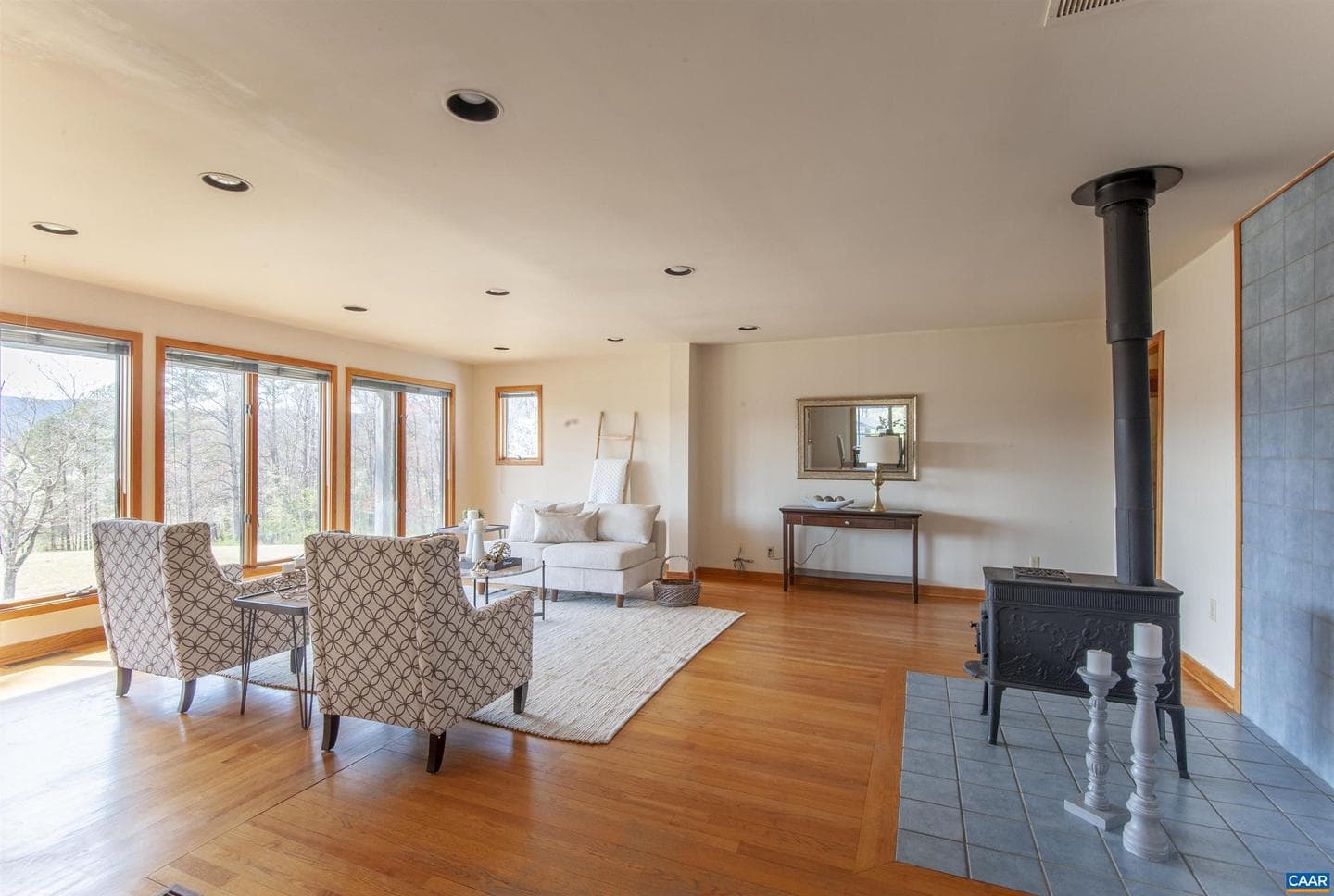 8268 Dick Woods Rd photo 4