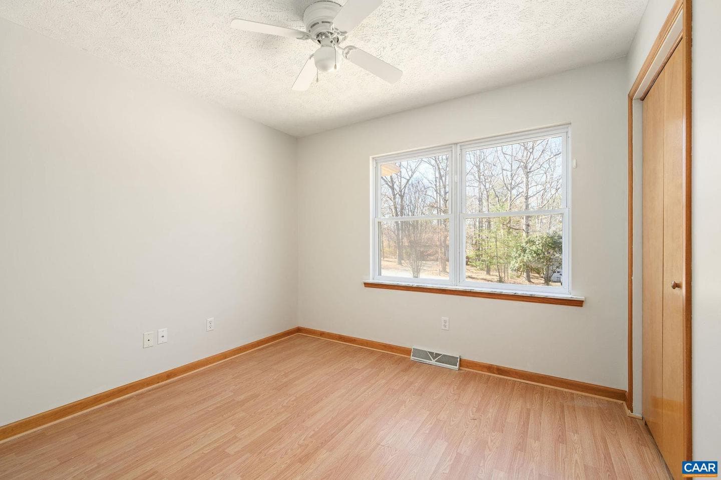 5 Chippewa Ln photo 13