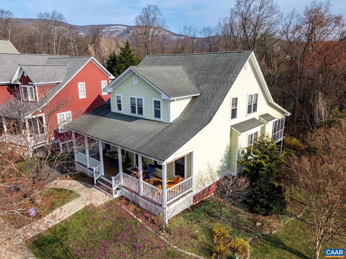 1862 Clay Dr photo 4