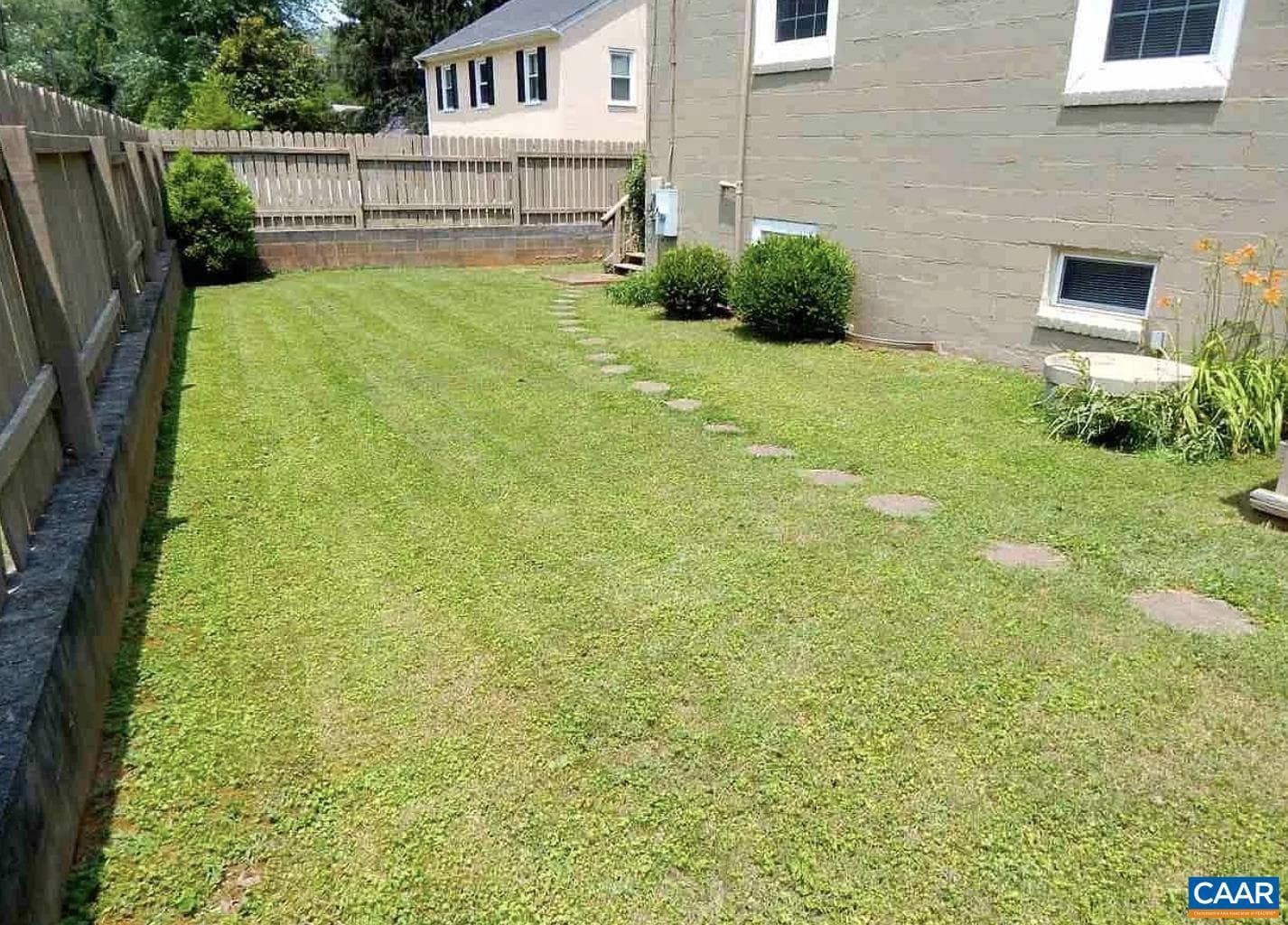 1419 Cherry Ave photo 35