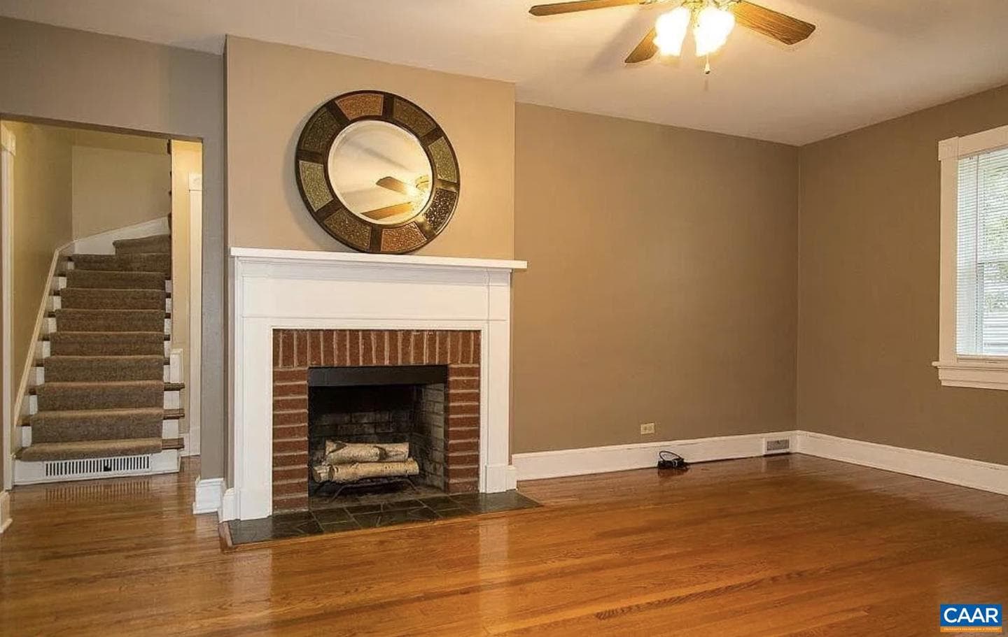 1419 Cherry Ave photo 4