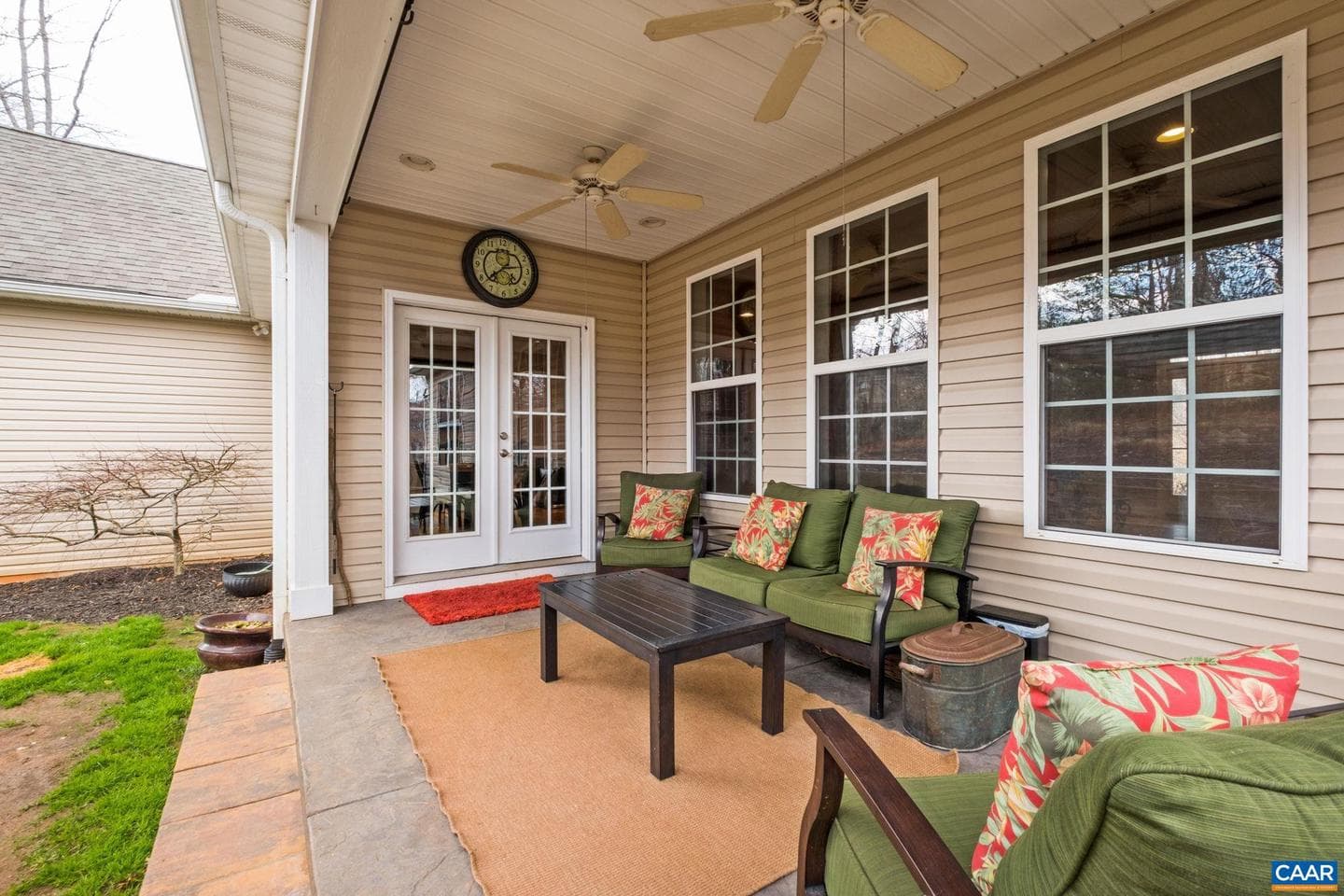 612 London Ct photo 47