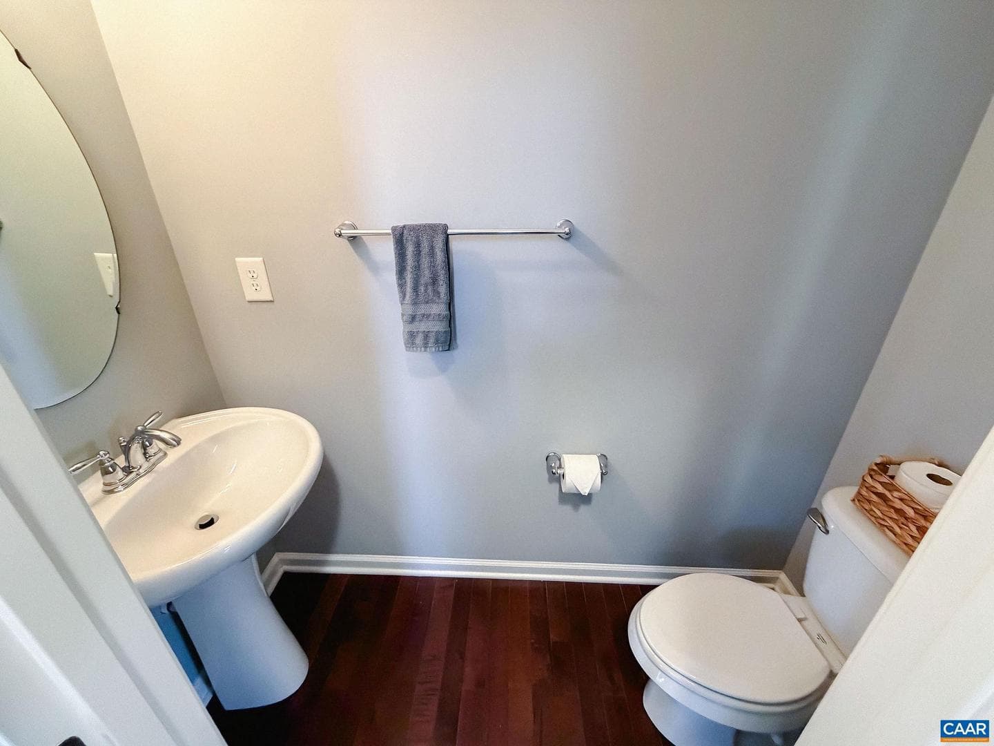 566 Justin Dr photo 18