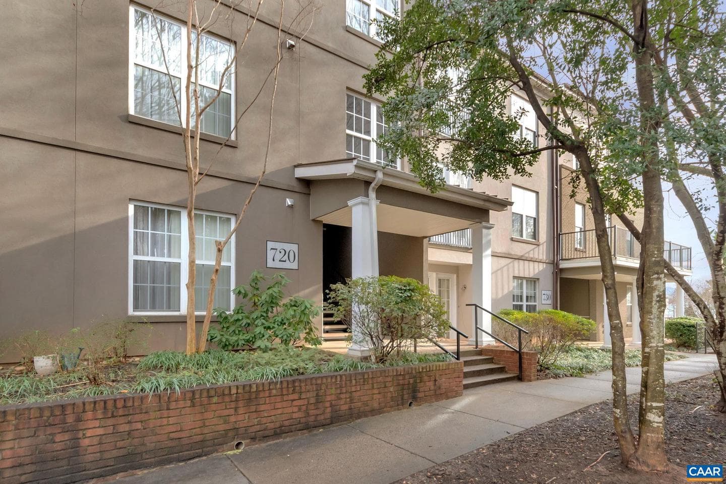 720 Walker Sq #1b