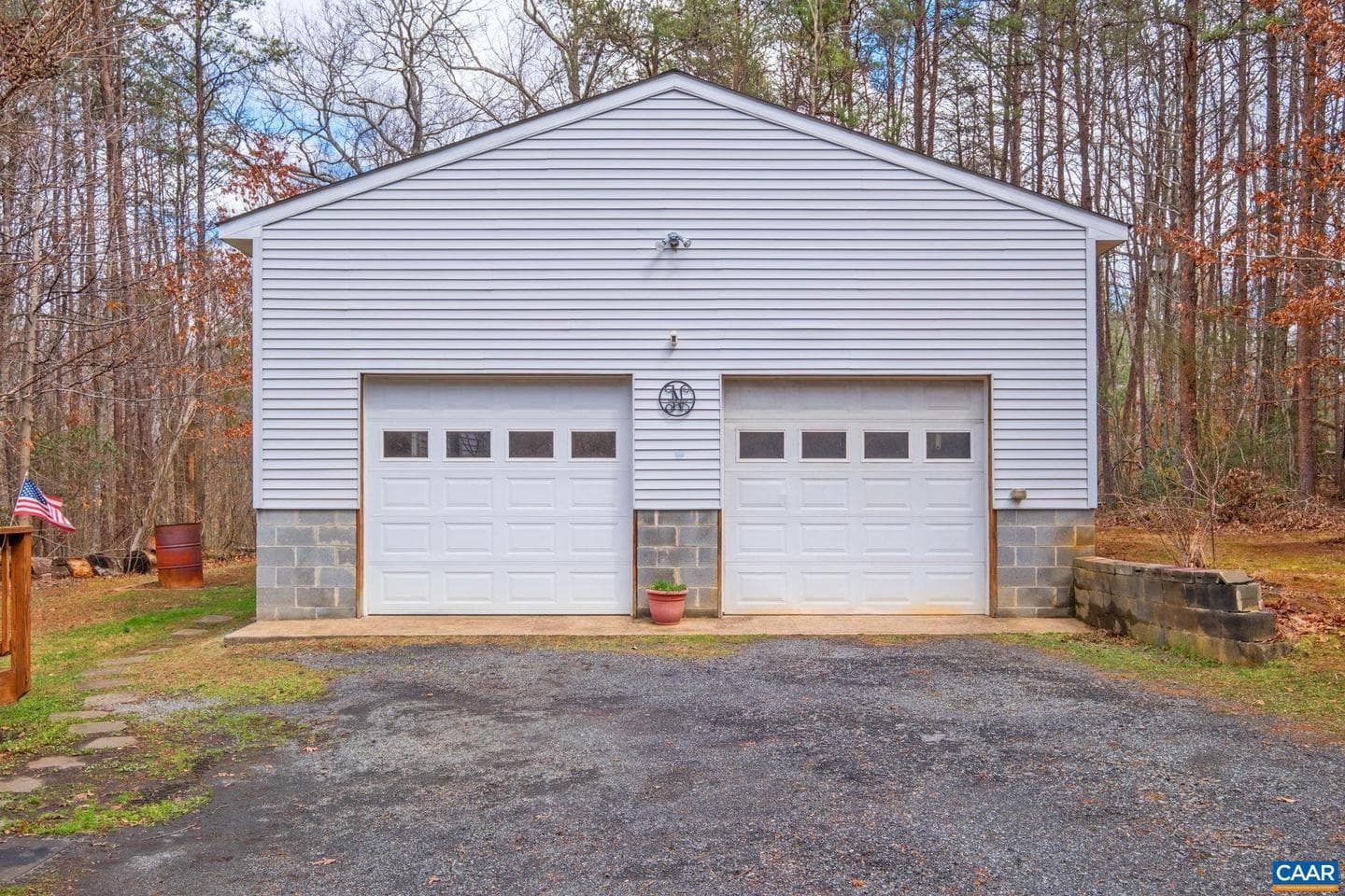 3319 Angus Rd photo 2