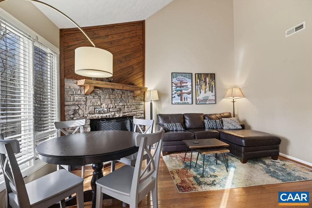 745 Laurelwood Condos #745 photo 15